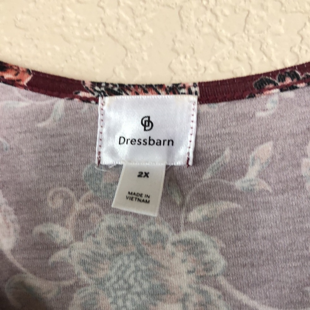 Dress Barn Floral top - Picture 3 of 8
